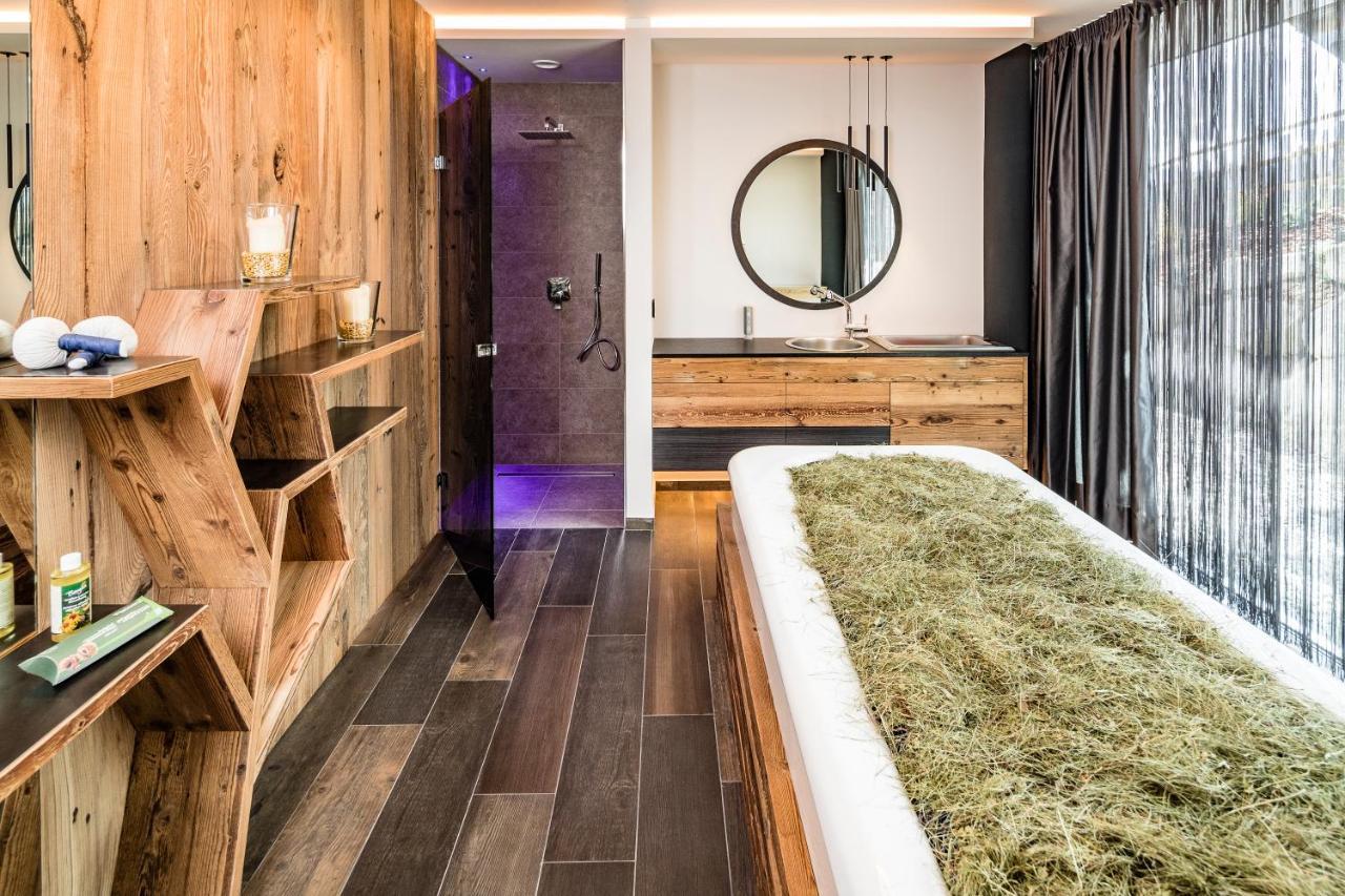 马兰扎 Sonnenberg Panorama Dolomites Wellbeing酒店 外观 照片